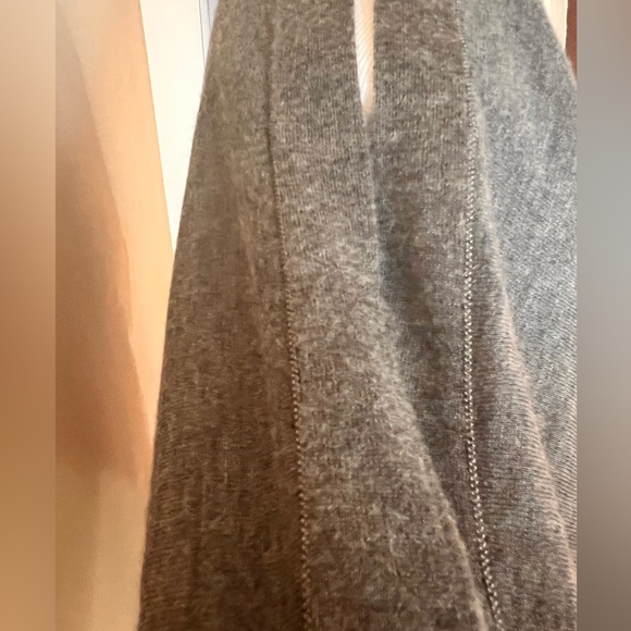 NWT Brunello Cucinelli Cashmere Sweater Turtleneck Italy Size M Monili Sleeve - Picture 10 of 13